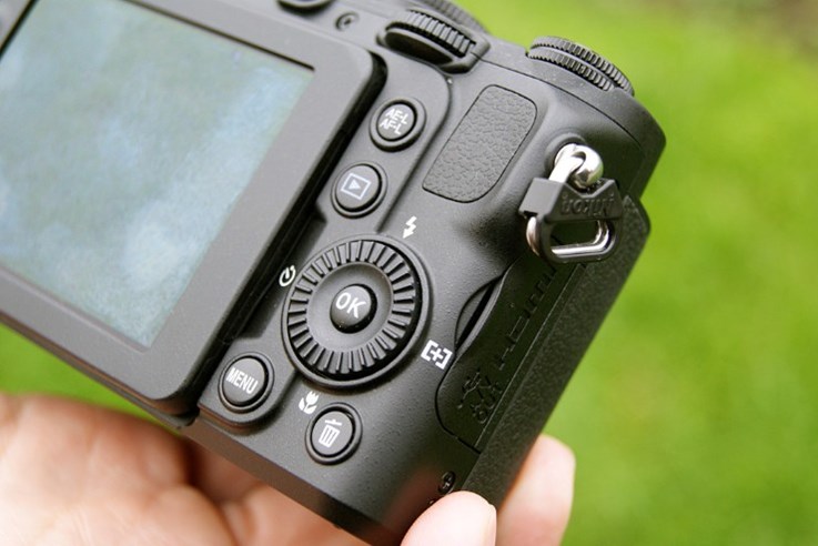 Nikon Coolpix P7700 (14).jpg